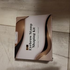 Eyebrow Stamp Shaping kit